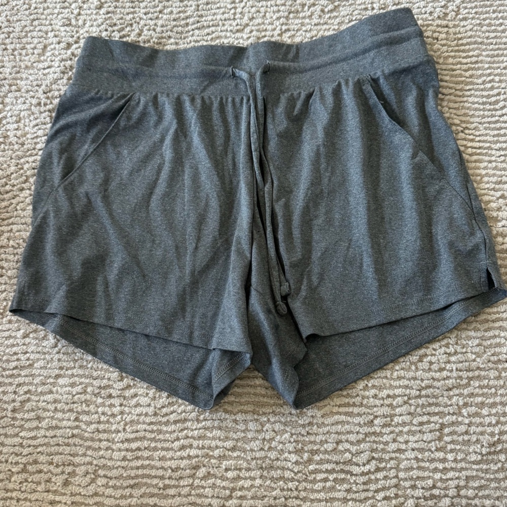 All in motion active short